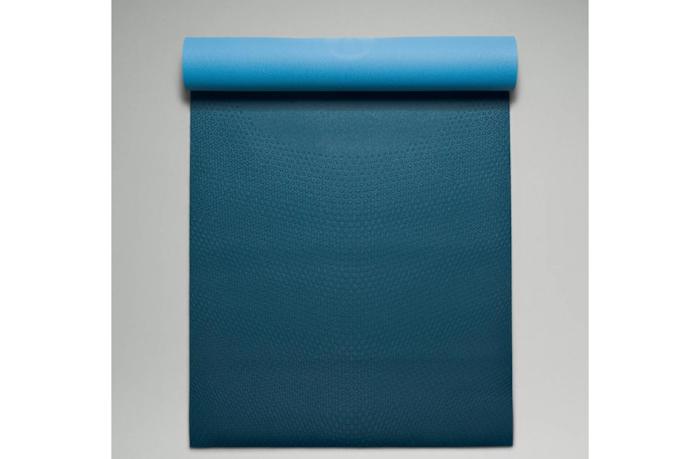 lululemon the workout mat